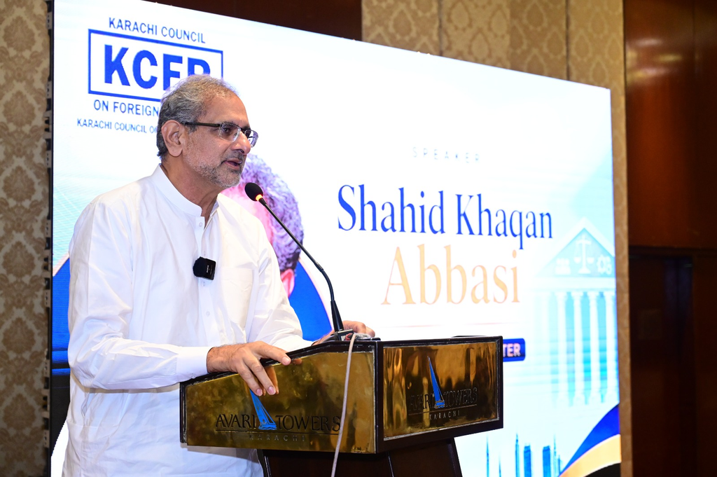 Shahid Khaqan Abbasi delivering a speech at KCFR governance debate in Karachi